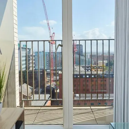 Apartment Lovely - Private Parking - Stadium Views