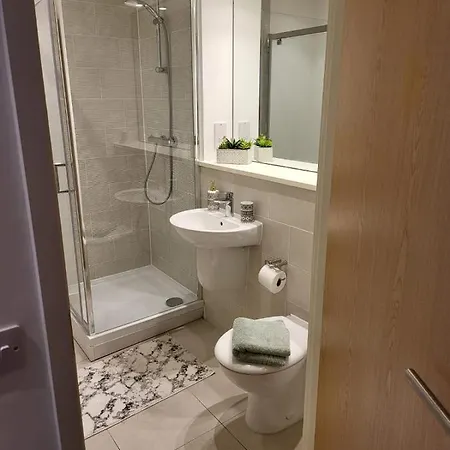 Apartment Brand New Luxury 2-Bed Flat With Stunning Views