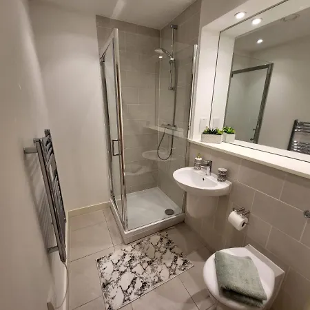 Apartment Brand New Luxury 2-Bed Flat With Stunning Views