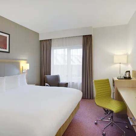 Leonardo - Formerly Jurys Hotel