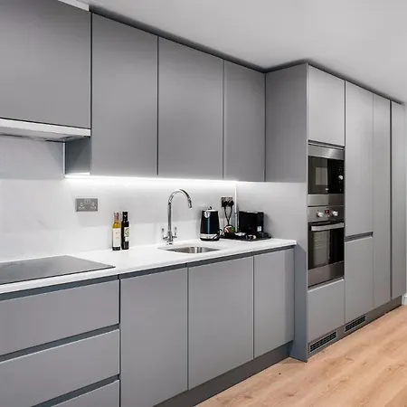 Citysuites 2 5*