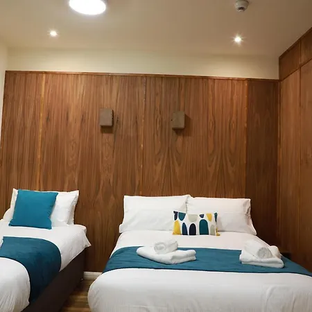 Hotel Hazeldean *