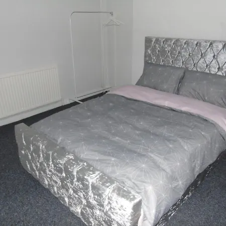 Manchester 2 Bed Apartment * Manchester