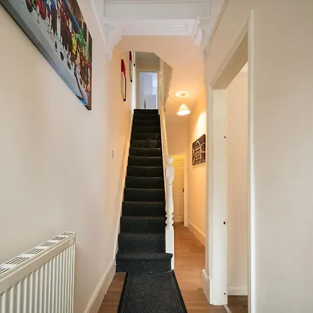Short Term Shared R&r In Chorlton *
