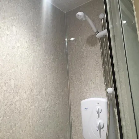 Short Term Shared R&r In Chorlton Privatunterkunft Manchester