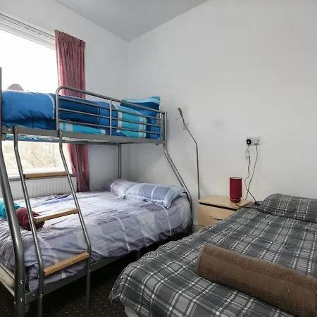 Homestay Short Term Shared R&r In Chorlton