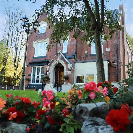Hotel Hazeldean
