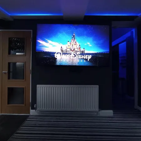 Апартаменты Movie Nights And Chill Манчестер