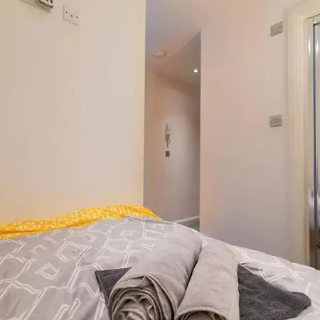 Affordable * Manchester