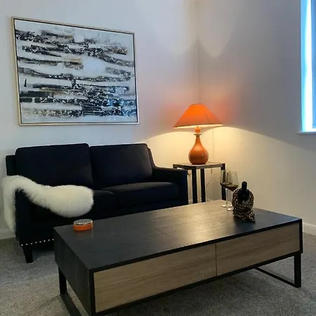 Stay Central Apartments * Манчестер