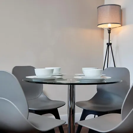 Lovely Central Abode - Amazing Views - Parking Manchester