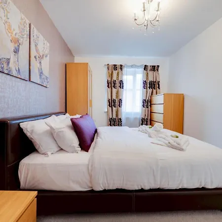 Pass The Keys Cheerful 2 Bed With Garage & Garden Close To City Feriehus *