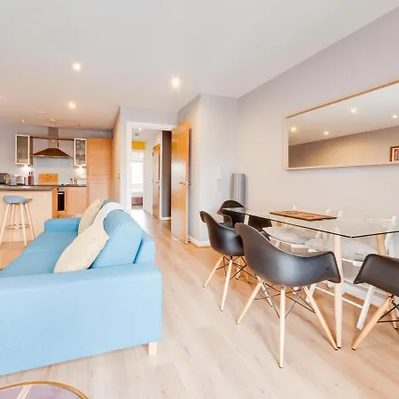 Pass The Keys Comfortable 2 Bed Apartment Central Manchester Manchester