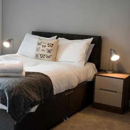 Onpoint - Spacious 2 Bedroom Apt - City Centre With Balcony Manchester