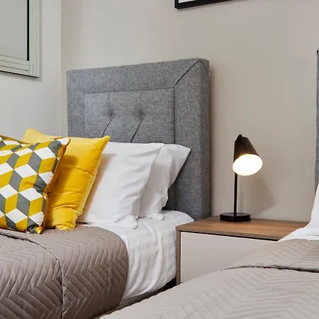 Lovely Central Abode - Amazing Views - Parking Manchester
