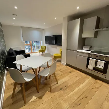 Apartment Quay