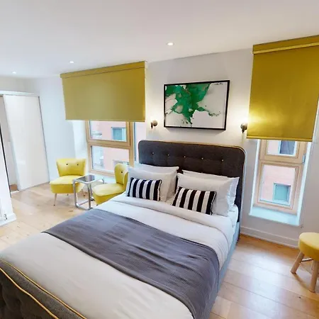 Quay Apartment Manchester