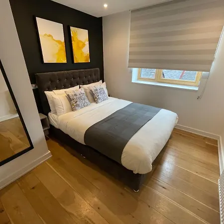 Quay Apartment Manchester