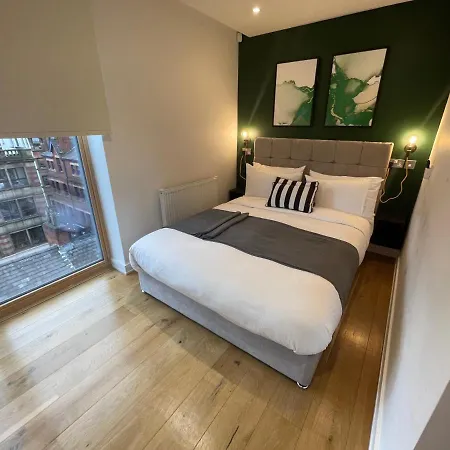 Quay Apartment