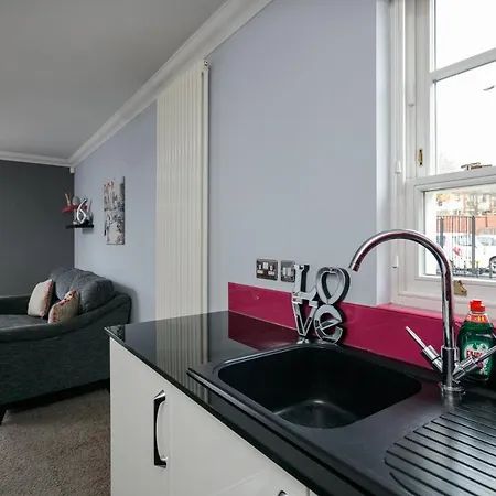 The Finney - Gorgeous, Chic 3 Bedroom House Holiday home *