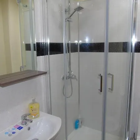 Amina Road 2 Bedroom Apartment Apartment *