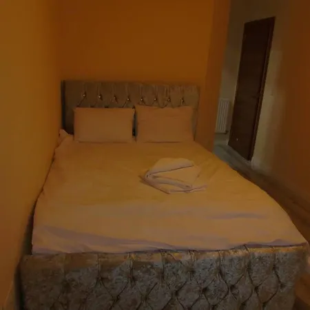 Apartment Amina Road 2 Bedroom Apartment *