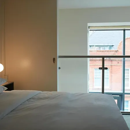 Otel Leven