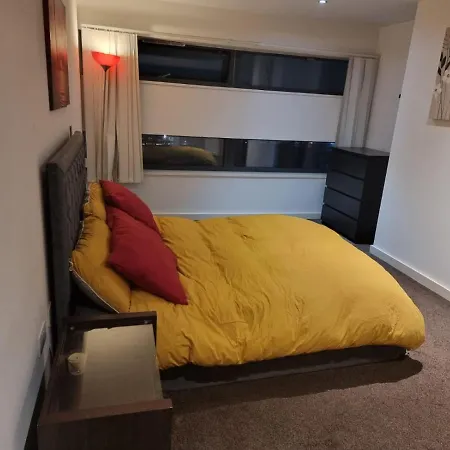 Salford Quays Apartment Two Bedroom Apartment Manchester
