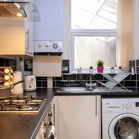 Spacious 3Beds Flat In The Vibrant Northen Quarter Апартаменты *