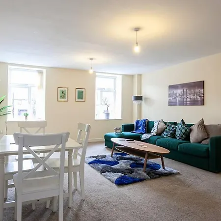 Spacious 3Beds Flat In The Vibrant Northen Quarter Манчестер