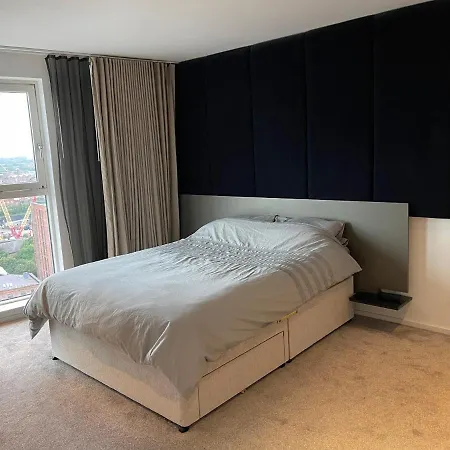 Apartment Luxury 3 Bedroom Penthouse Manchester