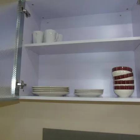Апартаменты Amina Road 2 Bedroom Apartment Манчестер