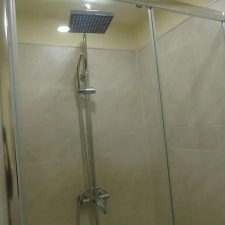 Amina Road 2 Bedroom Apartment Apartment Manchester