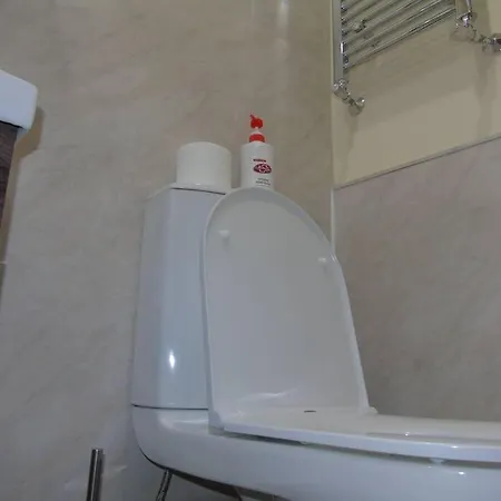 Amina Road 2 Bedroom Apartment *