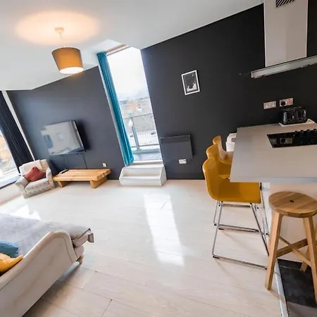 Apartment City Centre Modern 3bed 2bath Penthouse Northern Quarter, Sleeps 10 Manchester