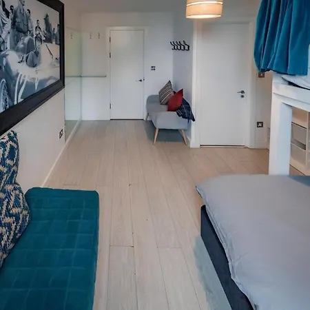 Apartment City Centre Modern 3bed 2bath Penthouse Northern Quarter, Sleeps 10 *