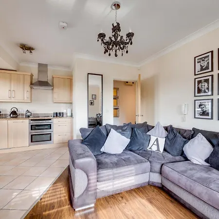 Pass The Keys Lovely 1 Bed Overlooking Park Lejlighed