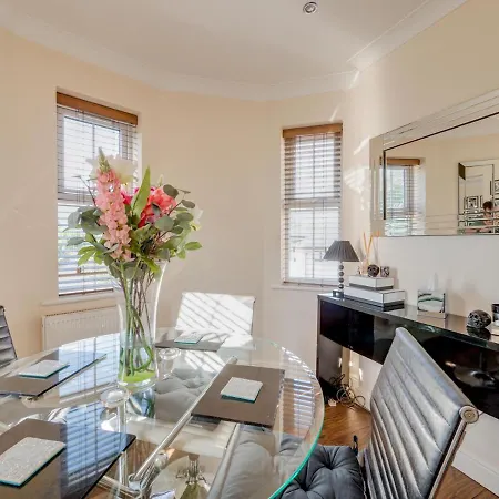 Pass The Keys Lovely 1 Bed Overlooking Park Lejlighed *