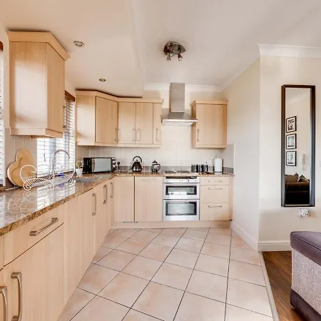 Pass The Keys Lovely 1 Bed Overlooking Park * Manchester