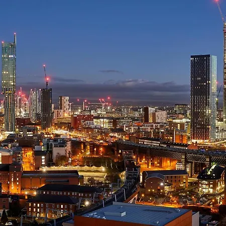 A Lovely Modern 2-Bed Apartment In Manchester City Апартаменты