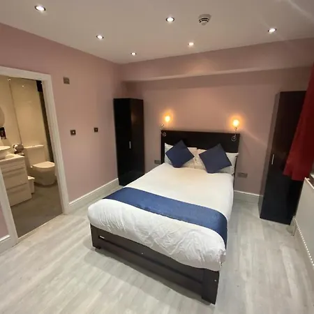 Hotel Ville Hotel 3*