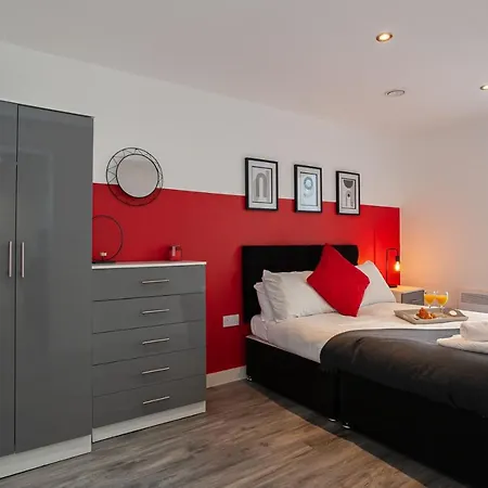 Stylish 1 Bed Apt - Fallowfield - Free Parking *
