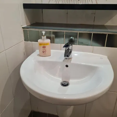 2.6 A Melia House Apartment Manchester