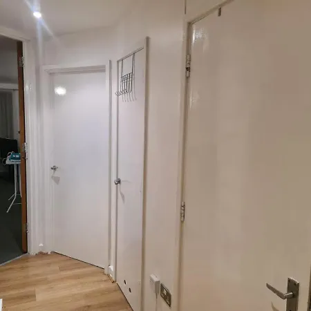 2.6 A Melia House Apartment Manchester