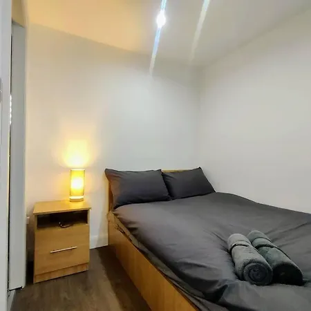 Lovely Cozy Studio Close To Oxford Road Station Апартаменты
