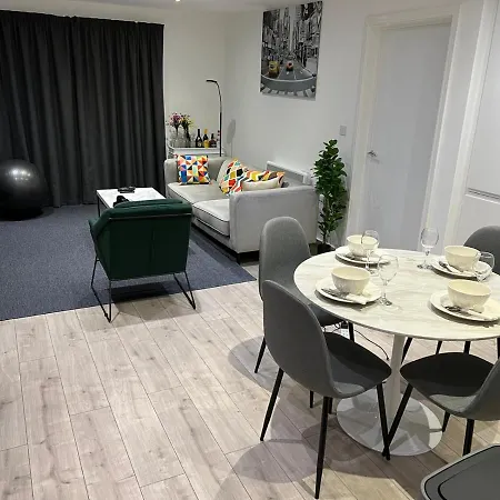 Cubana Homestay Homestay Manchester
