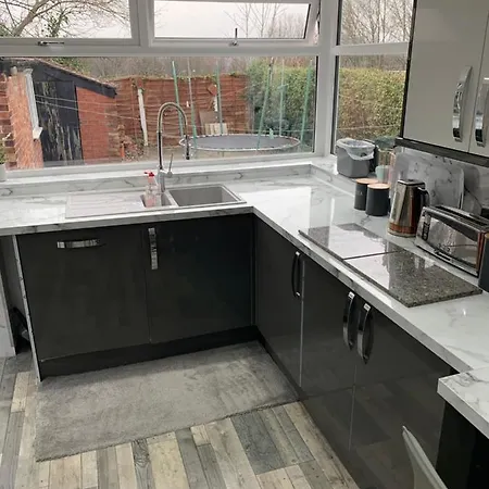 Holiday Rental Luxury House In Manchester *