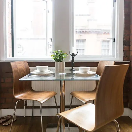 Modern & Bright Apartments In Manchester - Iq Hollingworth House Apartment *