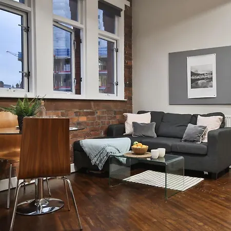 Modern & Bright Apartments In Manchester - Iq Hollingworth House Manchester