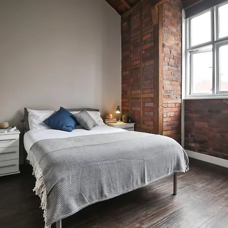 Modern & Bright Apartments In Manchester - Iq Hollingworth House